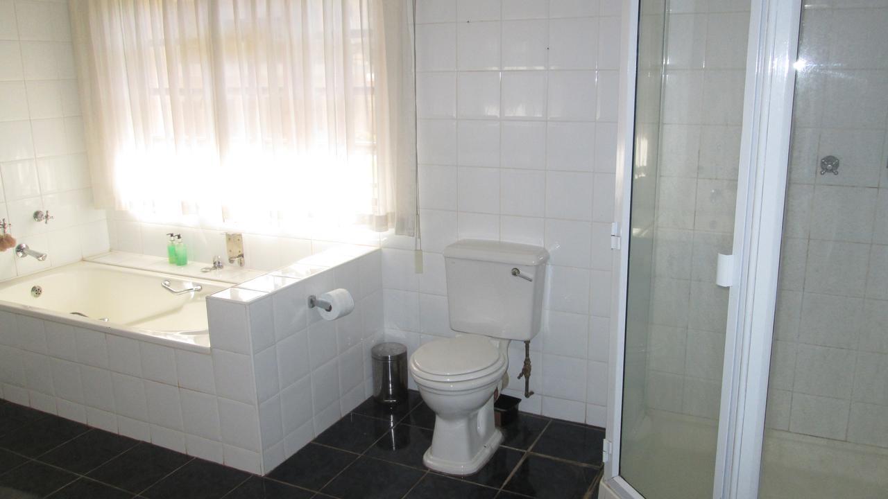 12 Fleetwood Bed & Breakfast Harare Exterior photo